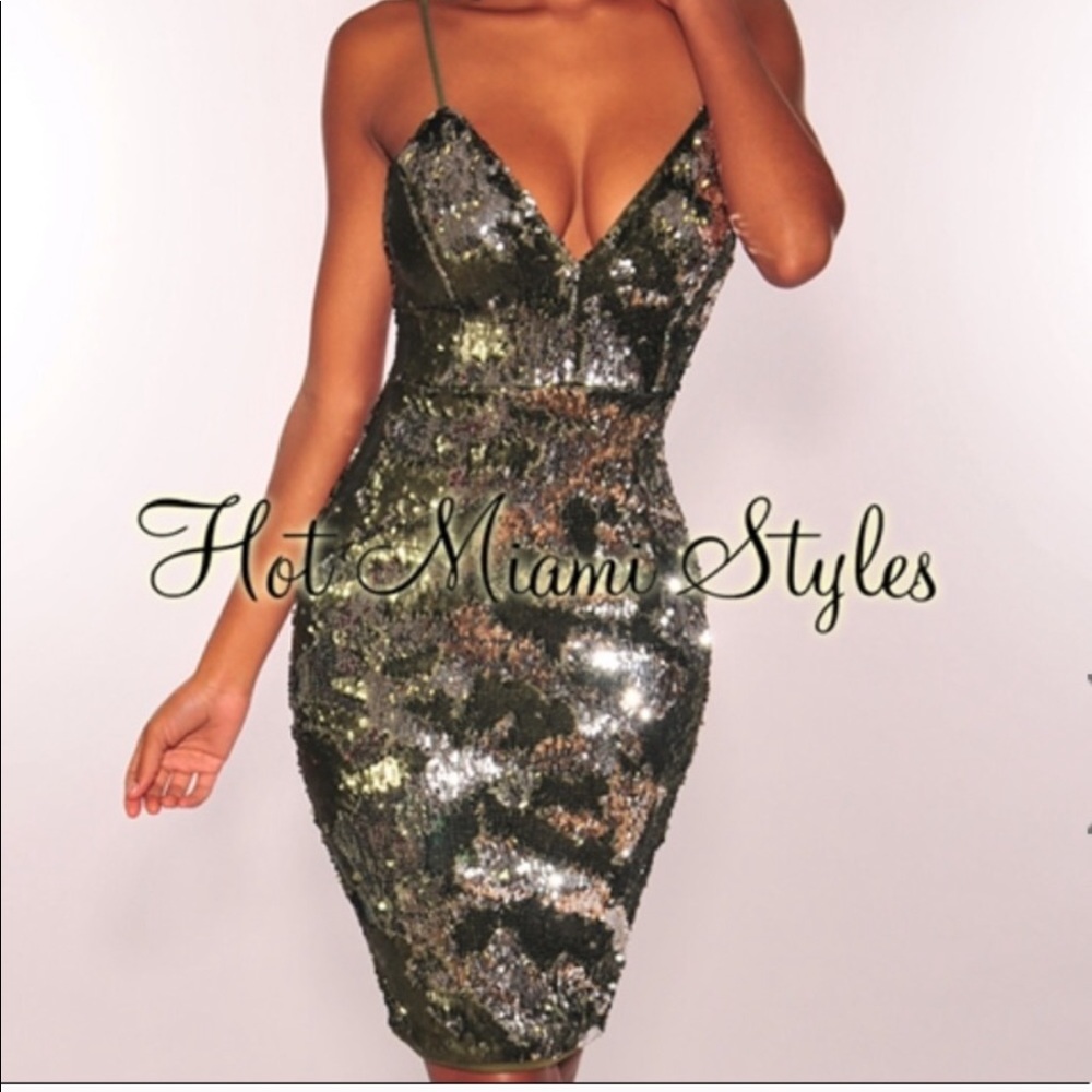 HOT MIAMI STYLES - Olive reversible sequins dress